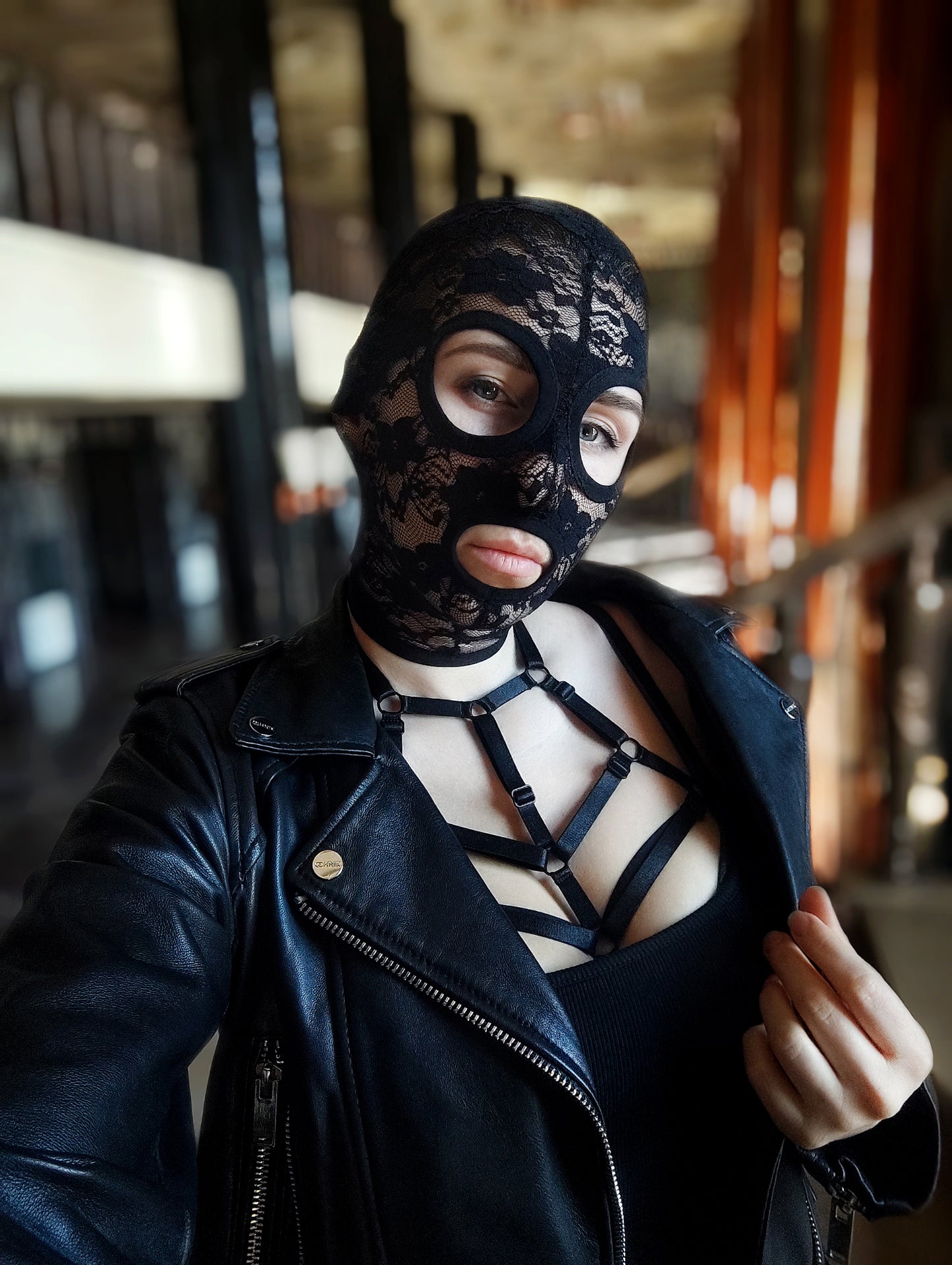 Woman lace mask for pole dance and twerk.Rave mask for party, festival and cosplay.Gothic harness mask for women.Guipure mask for carnival.