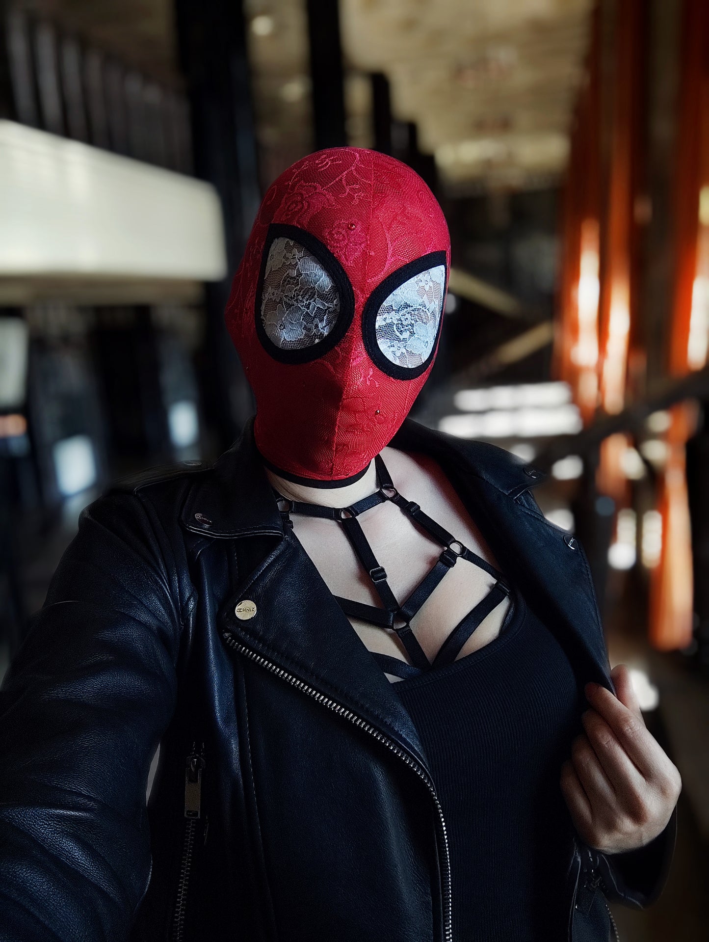 Woman lace mask for pole dance and twerk.Rave mask for party, festival and cosplay.Gothic harness mask for women.Guipure mask for carnival.