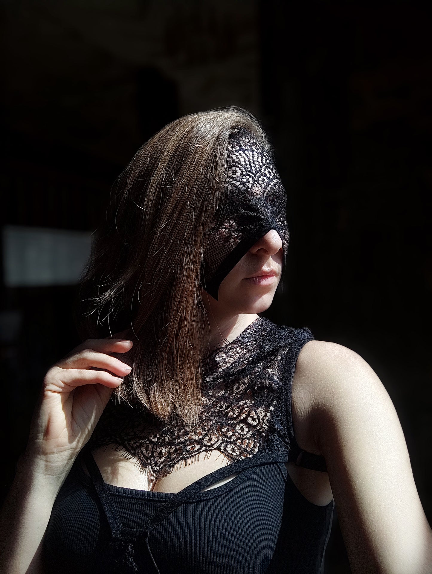 Woman lace mask for pole dance and twerk.Rave mask for party, festival and cosplay.Gothic harness mask for women.Guipure mask for carnival.