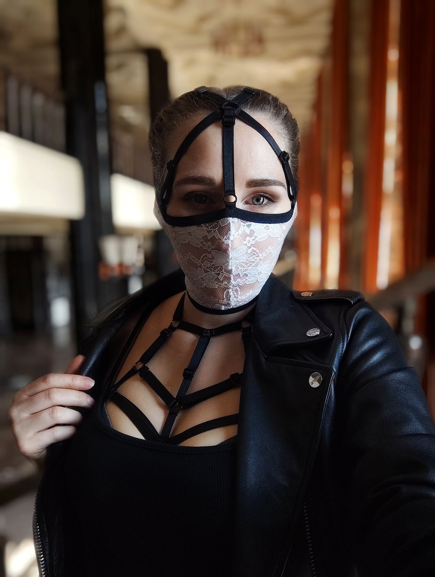Woman lace mask for pole dance and twerk.Rave mask for party, festival and cosplay.Gothic harness mask for women.Guipure mask for carnival.