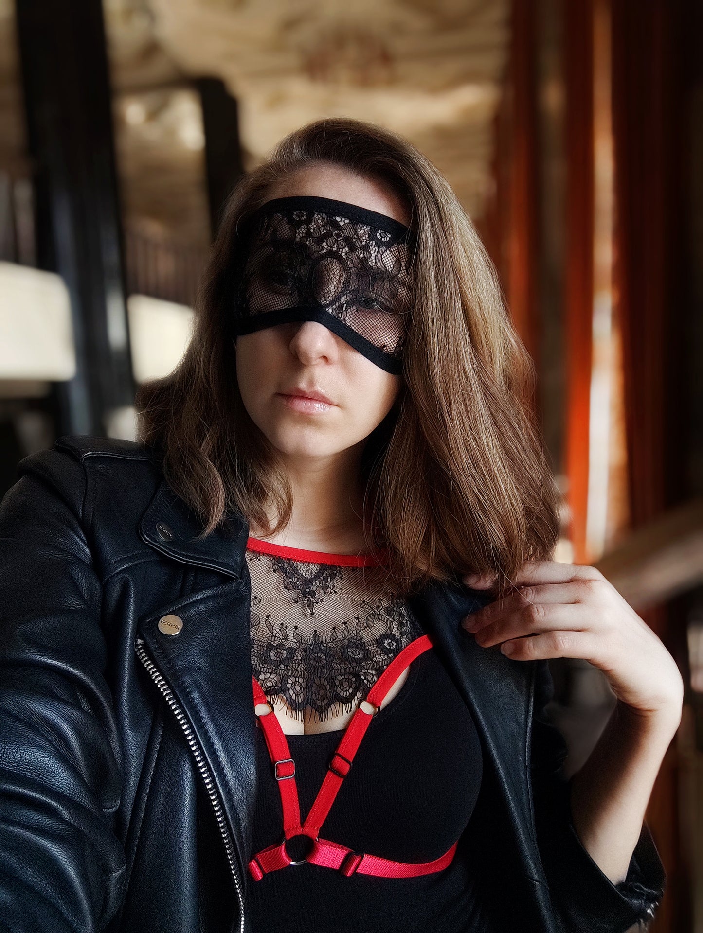 Woman lace mask for pole dance and twerk.Rave mask for party, festival and cosplay.Gothic harness mask for women.Guipure mask for carnival.