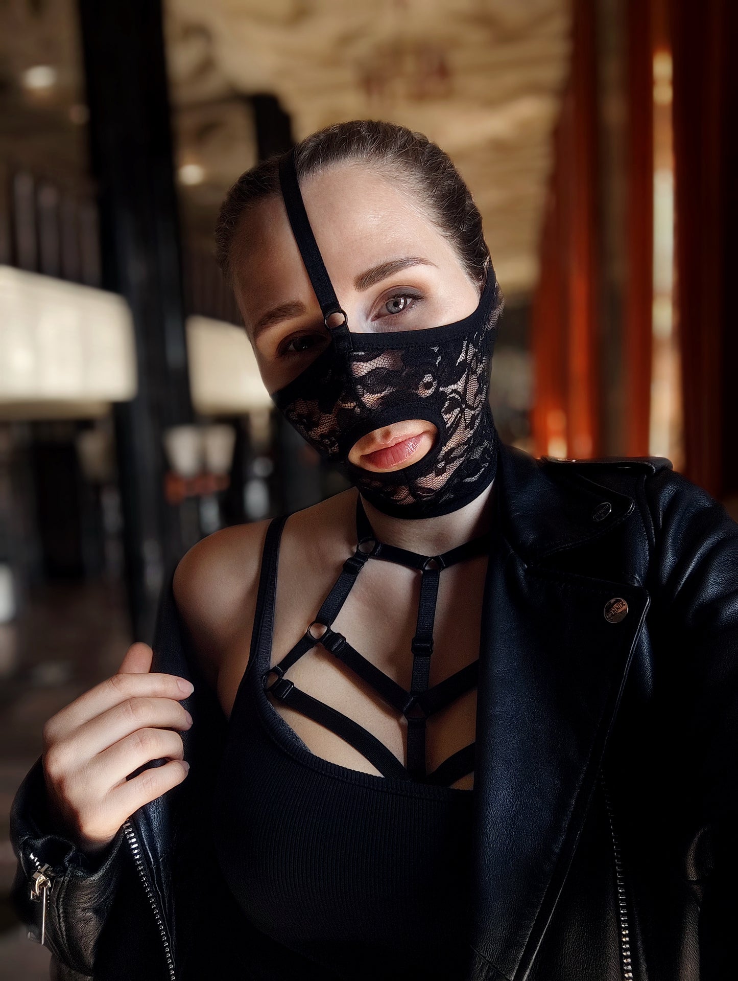 Woman lace mask for pole dance and twerk.Rave mask for party, festival and cosplay.Gothic harness mask for women.Guipure mask for carnival.