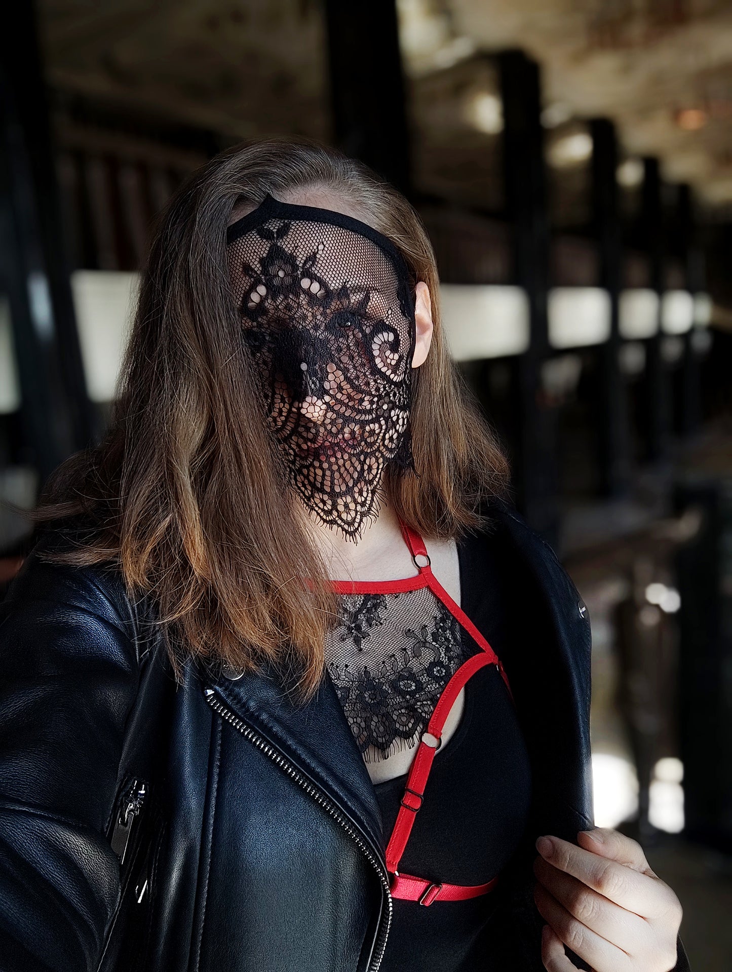 Woman lace mask for pole dance and twerk.Rave mask for party, festival and cosplay.Gothic harness mask for women.Guipure mask for carnival.