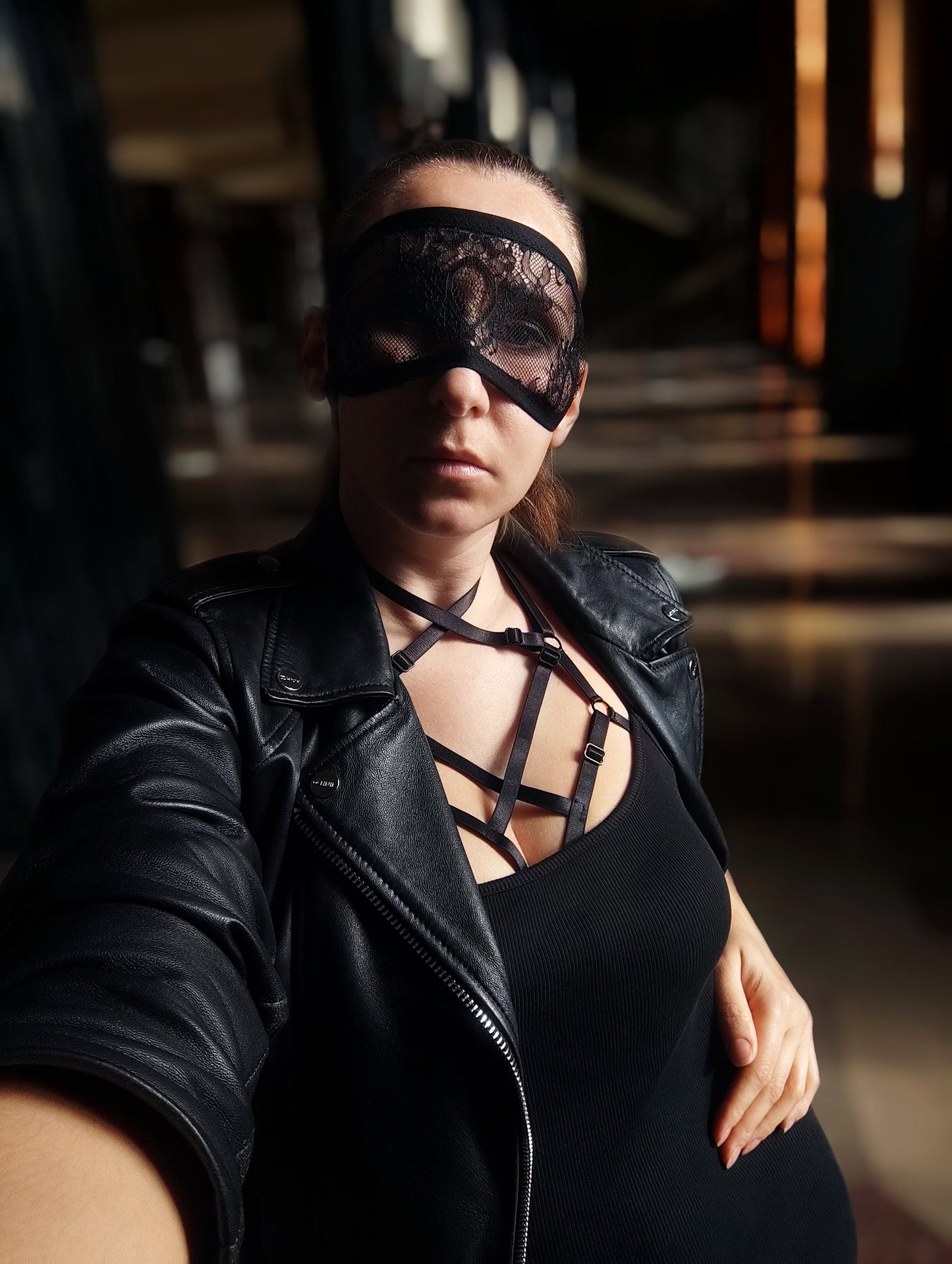 Woman lace mask for pole dance and twerk.Rave mask for party, festival and cosplay.Gothic harness mask for women.Guipure mask for carnival.