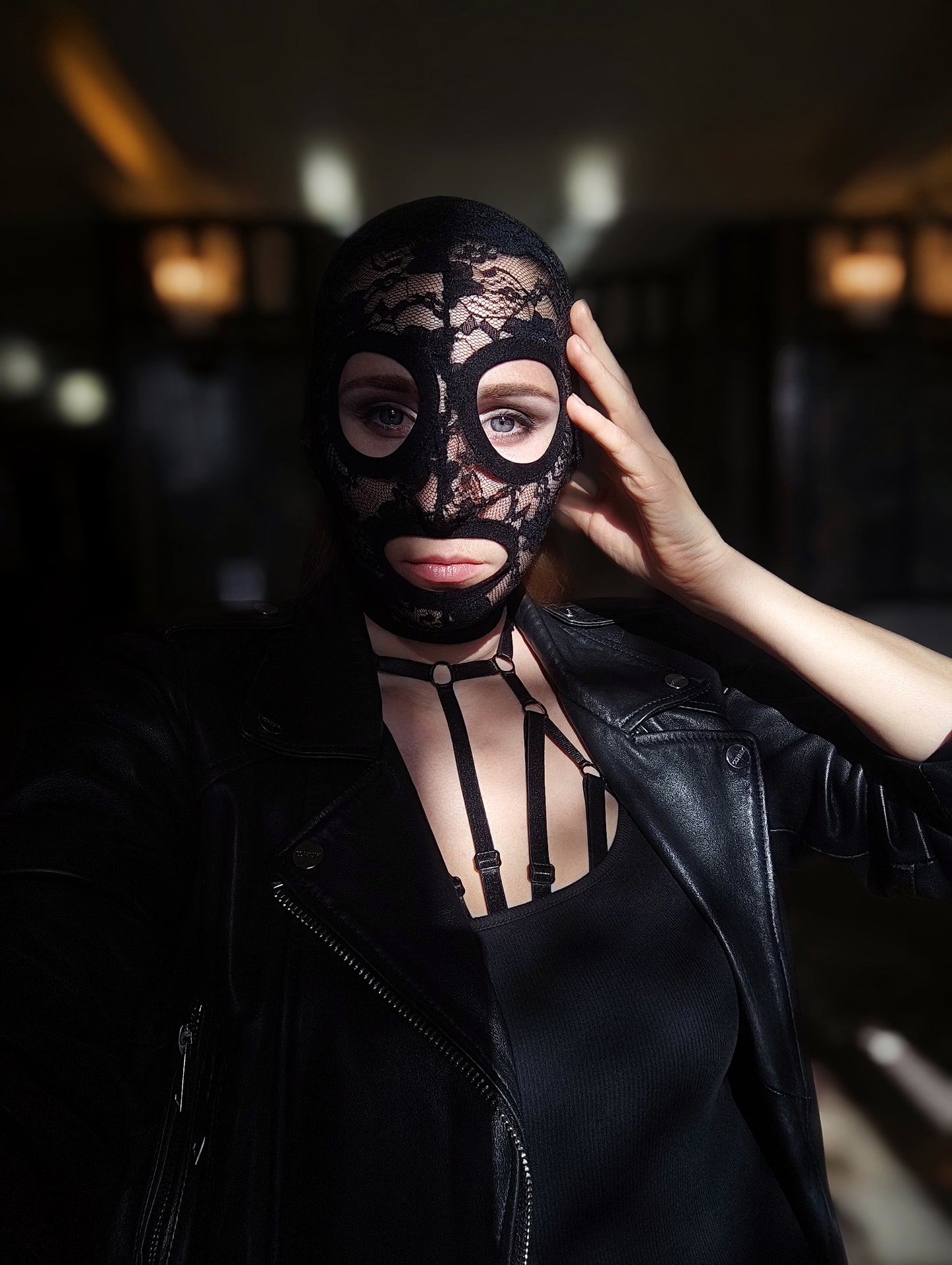 Woman lace mask for pole dance and twerk.Rave mask for party, festival and cosplay.Gothic harness mask for women.Guipure mask for carnival.