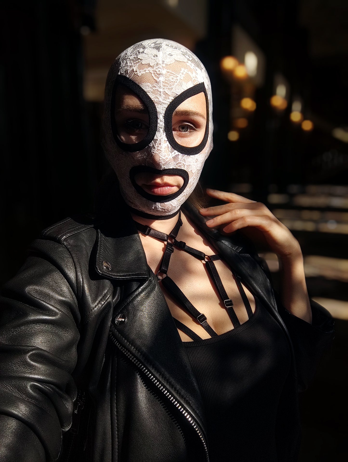 Woman lace mask for pole dance and twerk.Rave mask for party, festival and cosplay.Gothic harness mask for women.Guipure mask for carnival.