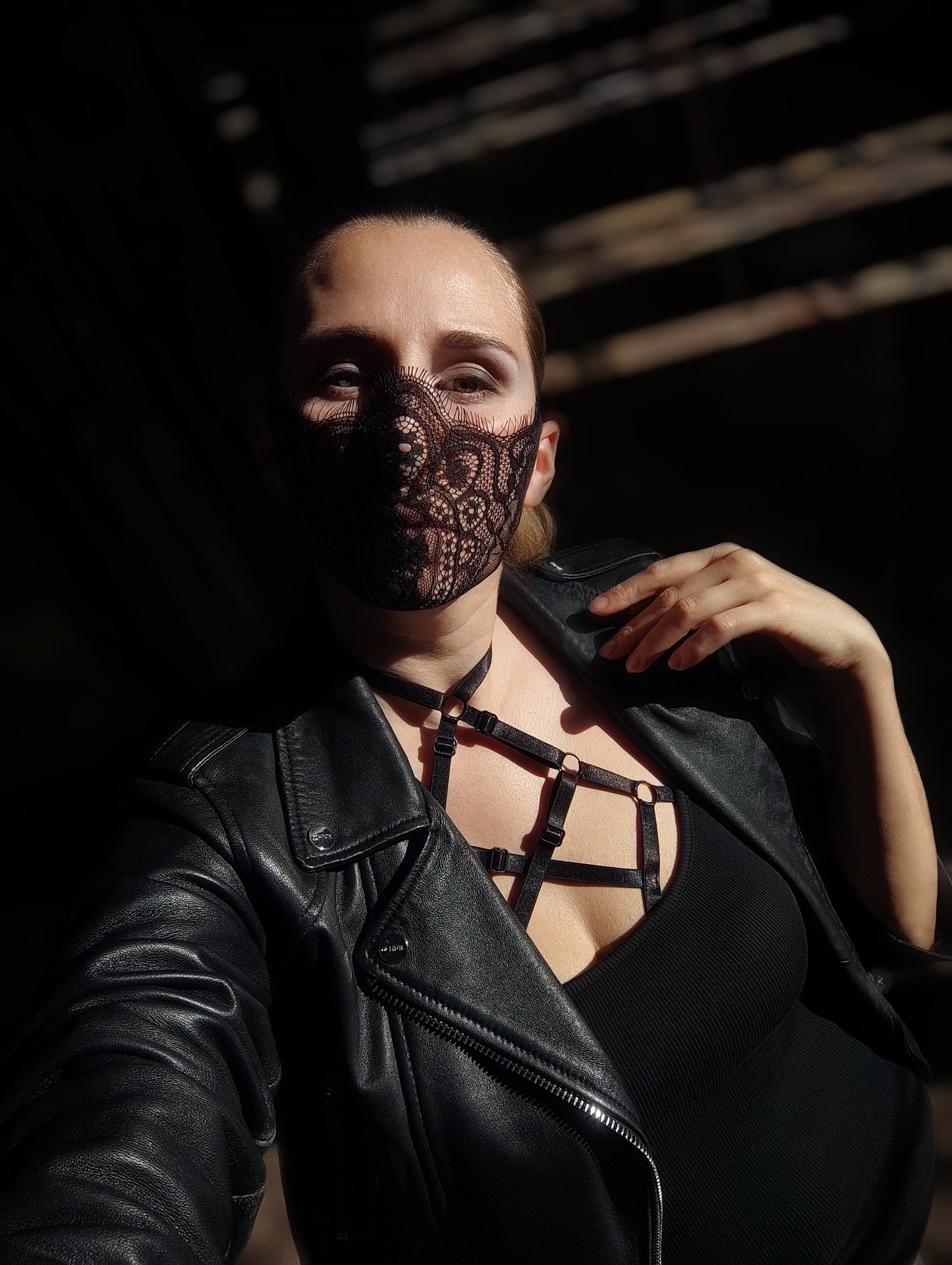 Woman lace mask for pole dance and twerk.Rave mask for party, festival and cosplay.Gothic harness mask for women.Guipure mask for carnival.