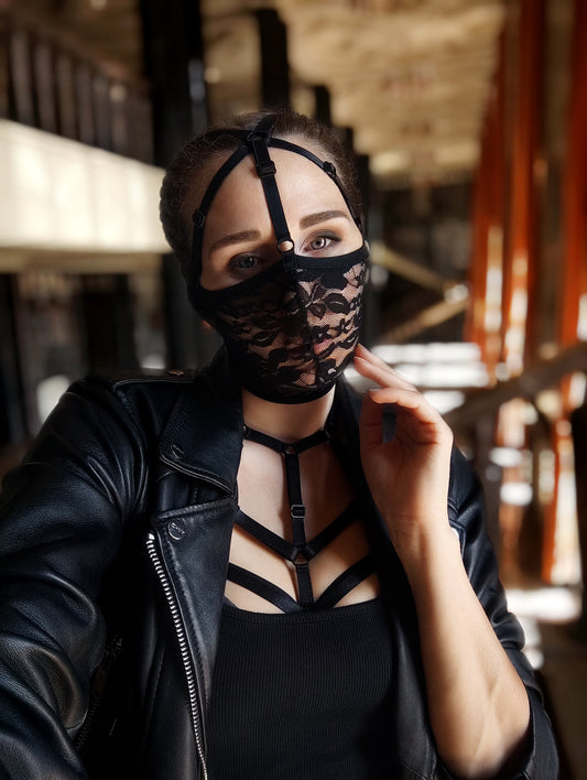 Woman lace mask for pole dance and twerk.Rave mask for party, festival and cosplay.Gothic harness mask for women.Guipure mask for carnival.