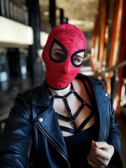 Woman lace mask for pole dance and twerk.Rave mask for party, festival and cosplay.Gothic harness mask for women.Guipure mask for carnival.
