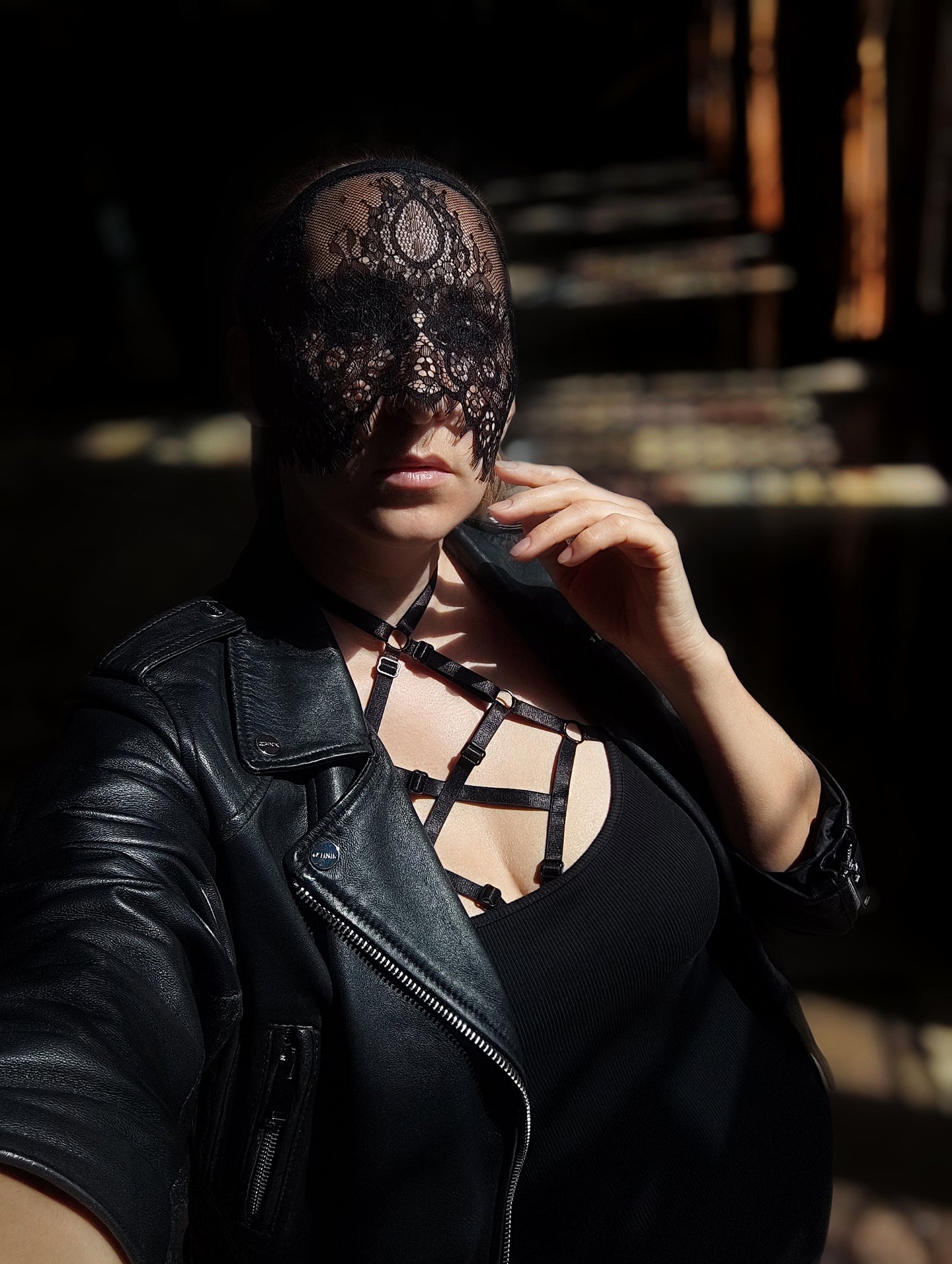 Woman lace mask for pole dance and twerk.Rave mask for party, festival and cosplay.Gothic harness mask for women.Guipure mask for carnival.