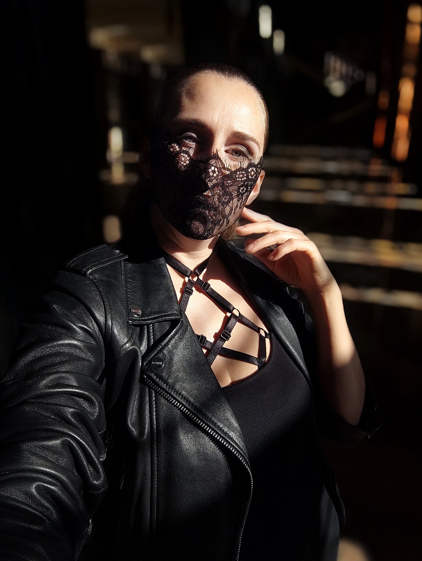 Woman lace mask for pole dance and twerk.Rave mask for party, festival and cosplay.Gothic harness mask for women.Guipure mask for carnival.