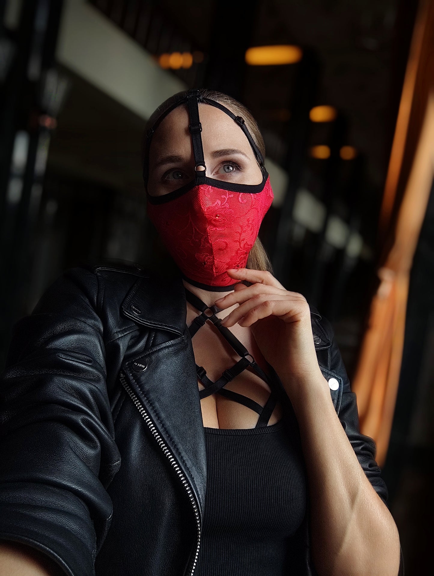 Woman lace mask for pole dance and twerk.Rave mask for party, festival and cosplay.Gothic harness mask for women.Guipure mask for carnival.