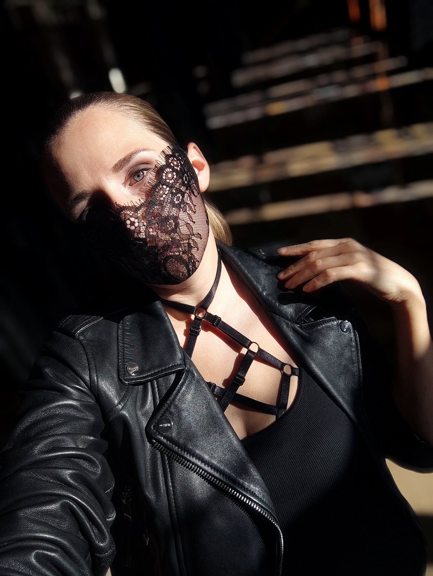 Woman lace mask for pole dance and twerk.Rave mask for party, festival and cosplay.Gothic harness mask for women.Guipure mask for carnival.