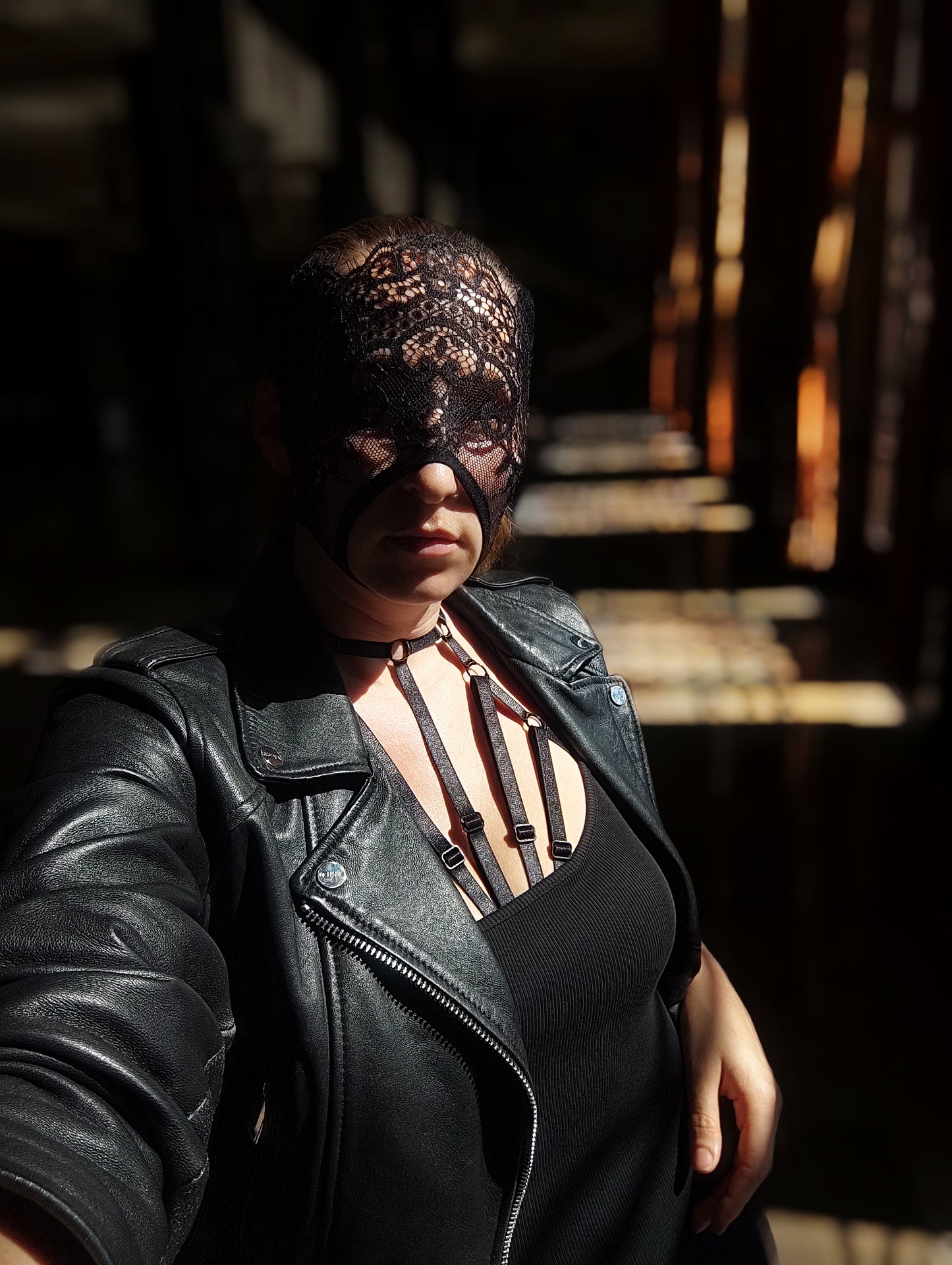 Woman lace mask for pole dance and twerk.Rave mask for party, festival and cosplay.Gothic harness mask for women.Guipure mask for carnival.