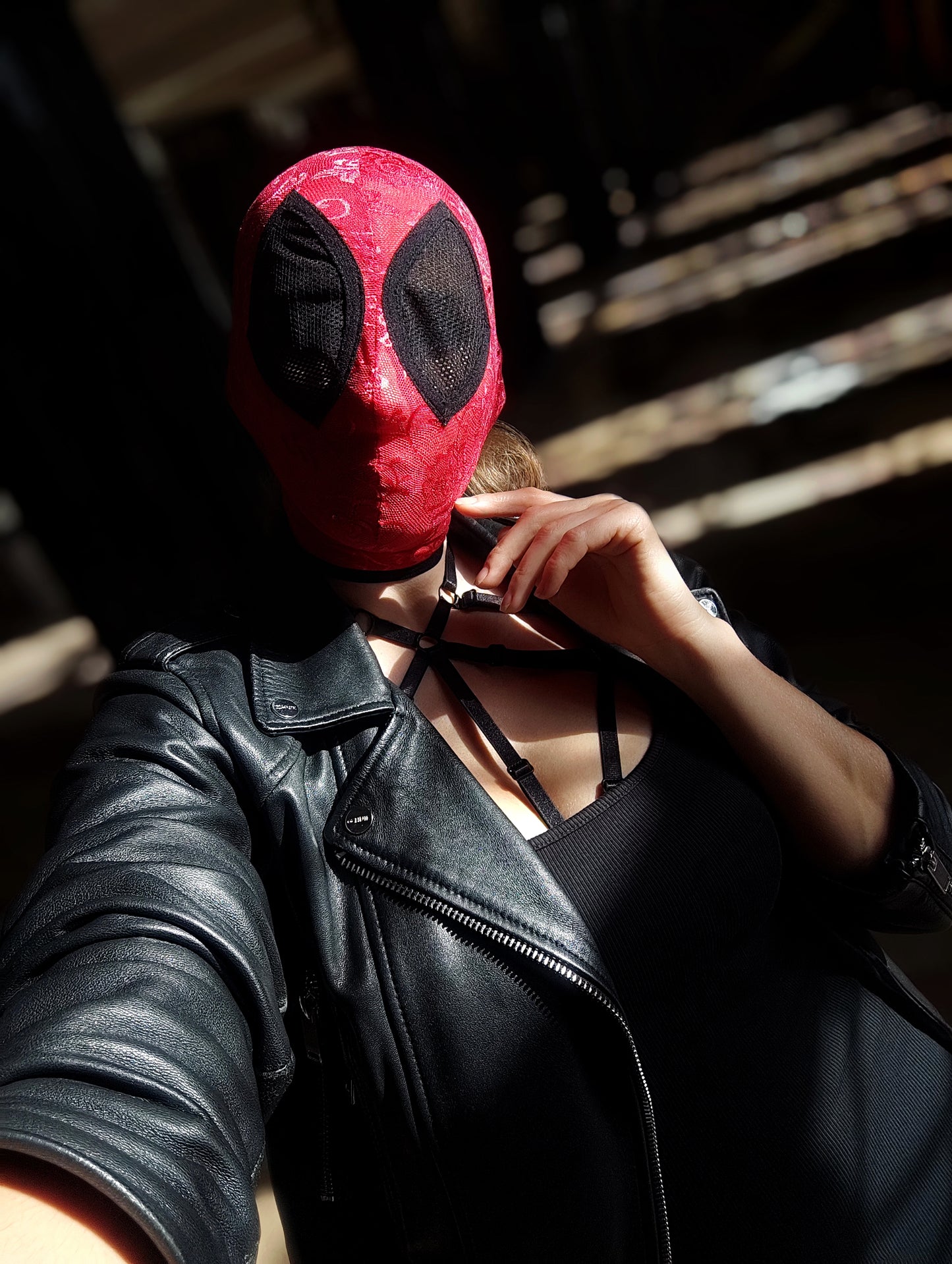 Woman lace mask for pole dance and twerk.Rave mask for party, festival and cosplay.Gothic harness mask for women.Guipure mask for carnival.