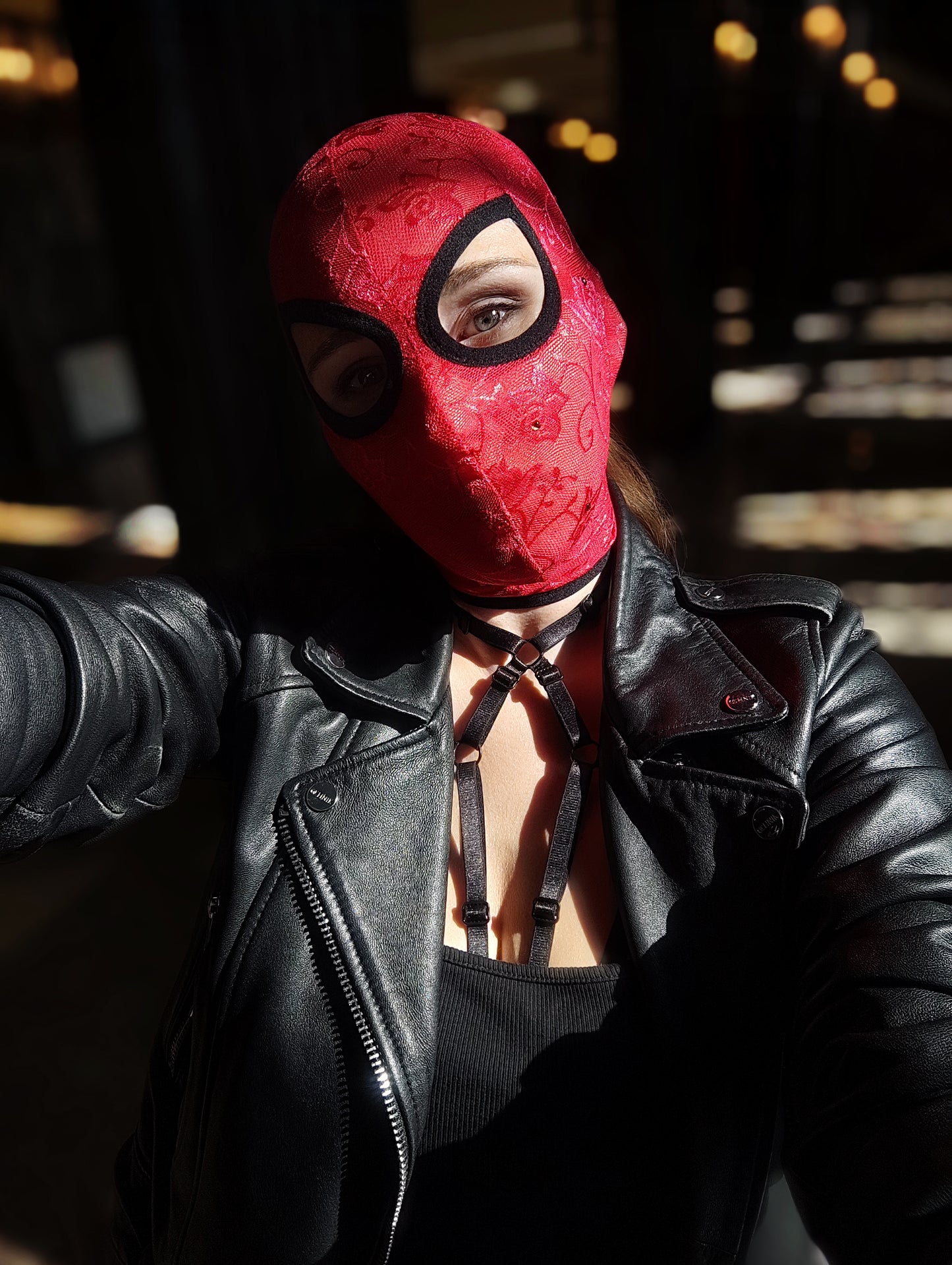 Woman lace mask for pole dance and twerk.Rave mask for party, festival and cosplay.Gothic harness mask for women.Guipure mask for carnival.