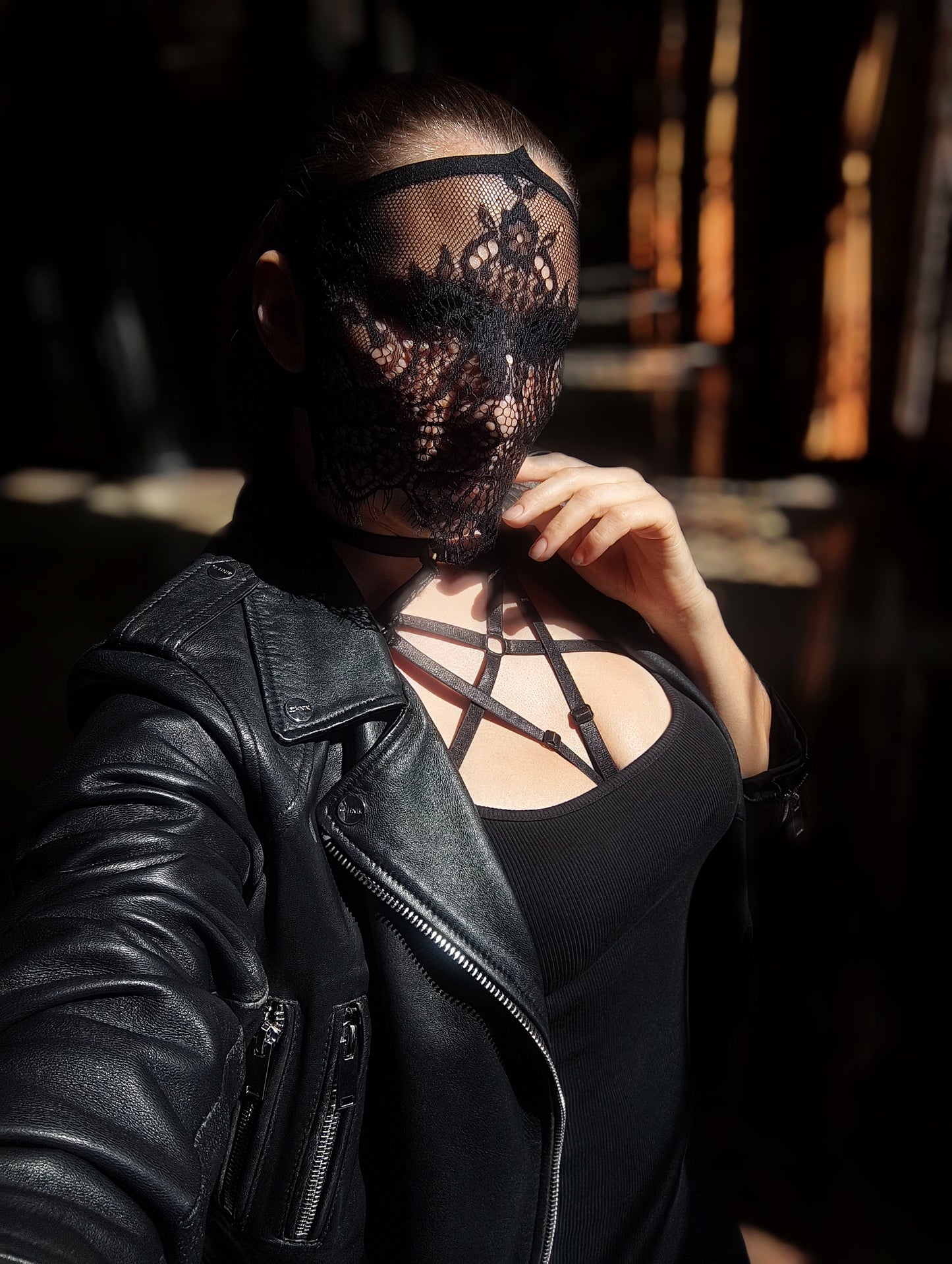 Woman lace mask for pole dance and twerk.Rave mask for party, festival and cosplay.Gothic harness mask for women.Guipure mask for carnival.