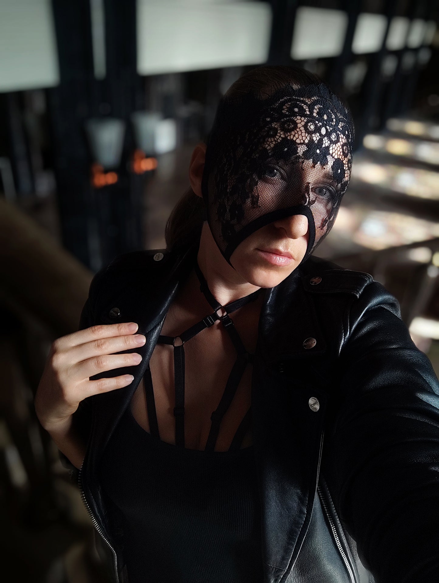 Woman lace mask for pole dance and twerk.Rave mask for party, festival and cosplay.Gothic harness mask for women.Guipure mask for carnival.