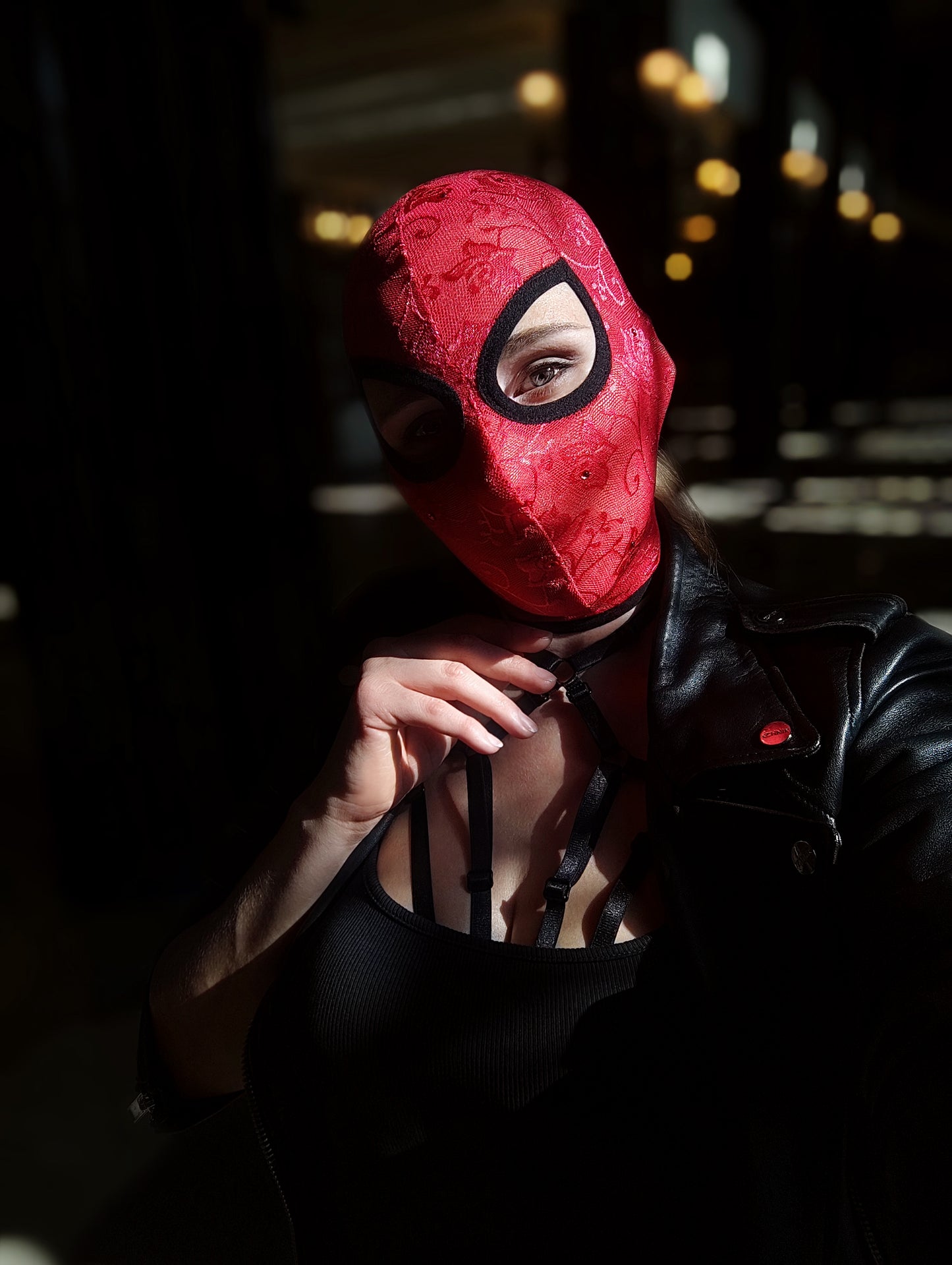 Woman lace mask for pole dance and twerk.Rave mask for party, festival and cosplay.Gothic harness mask for women.Guipure mask for carnival.